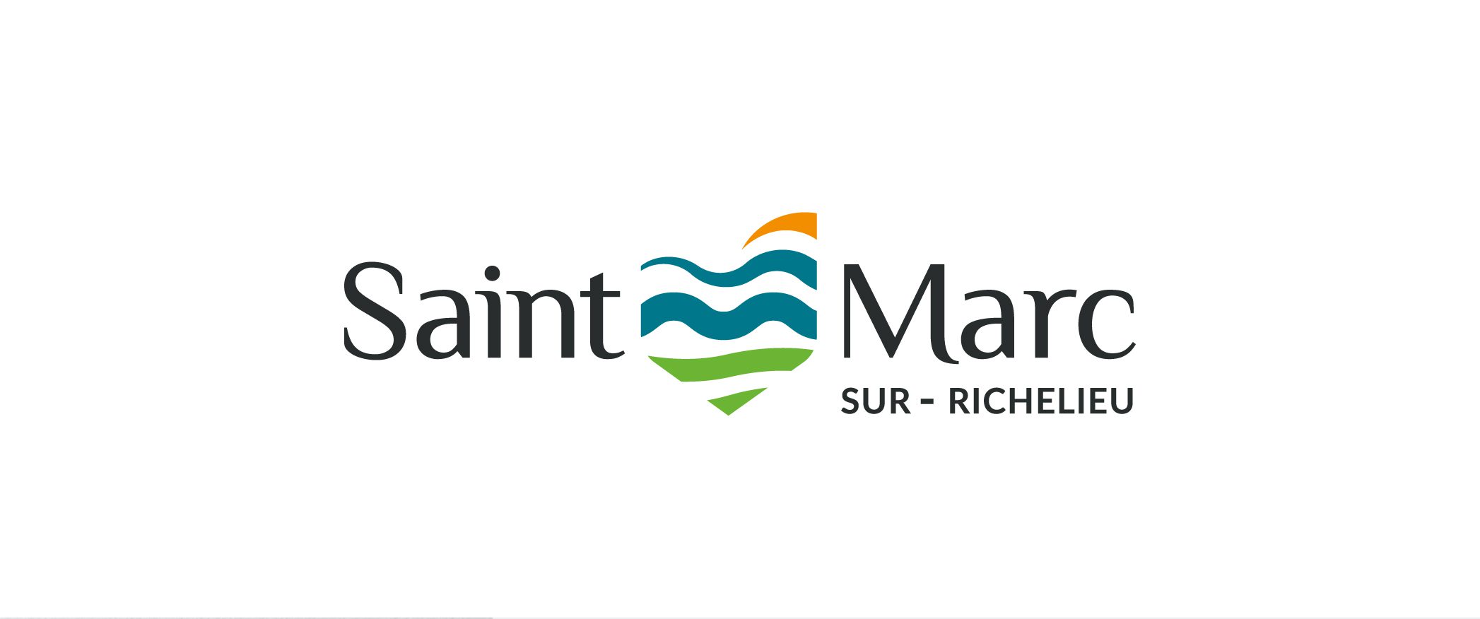 Saint-Marc Sur-Richelieu logo with teal wave motif and green accents, text reads 'Saint-Marc Sur-Richelieu'
